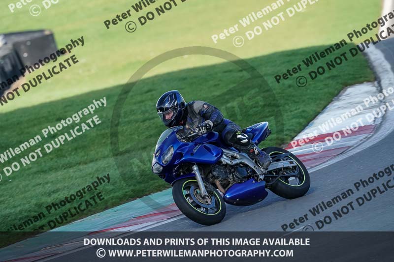 donington no limits trackday;donington park photographs;donington trackday photographs;no limits trackdays;peter wileman photography;trackday digital images;trackday photos